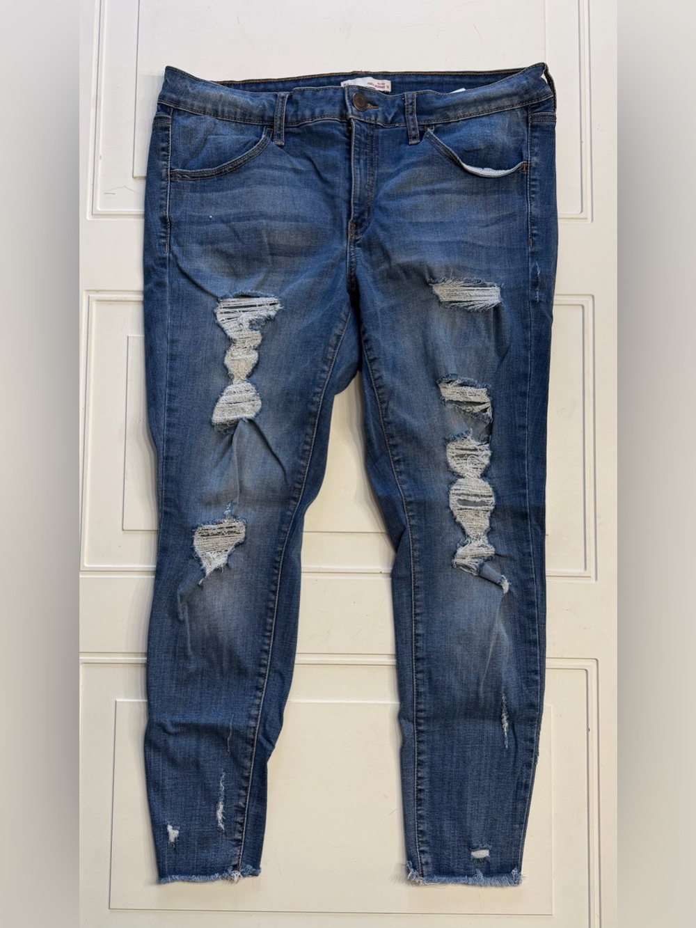 SO Jeans Women’s Sz 15 Blue Distressed Low Rise Ankle Jeggings Jeans Leggings